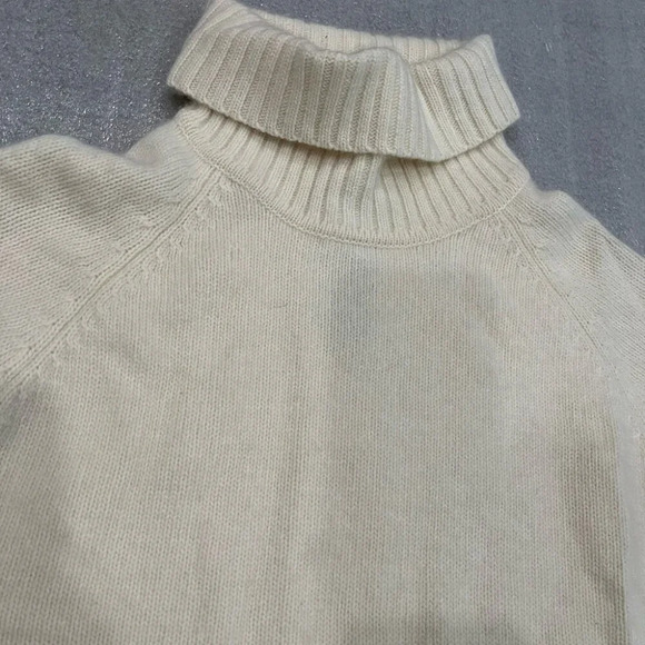 [S] Lauren Ralph Lauren Ivory Wool Angora Cashmere Turtleneck Knit Sweater - Picture 2 of 9